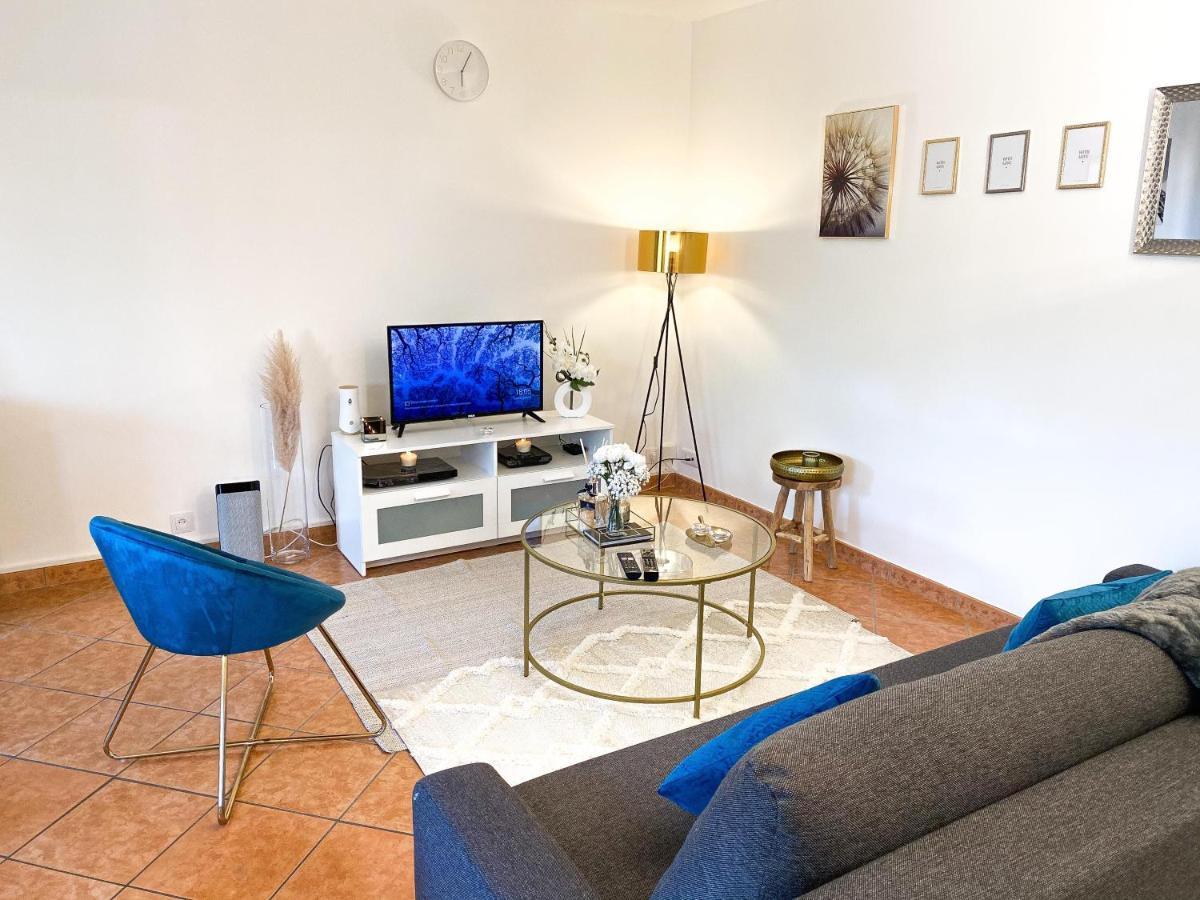 Luxueux Appartement Evry Centre - Parking - Rer A 10 Min Courcouronnes ภายนอก รูปภาพ